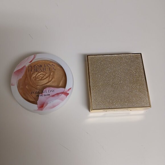 Cinderella Make-Up Bag and Highlighter Bundle - Picture 4 of 6